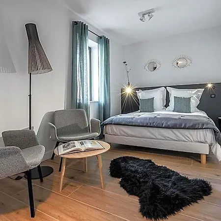 La Grange Des Peres 4*